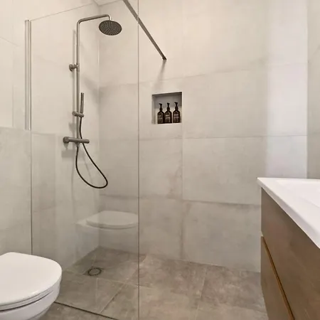 Amstel L Family Friendly L Fully Equipped L Unit L